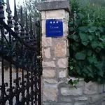 펜션 Kortina Bašanija
